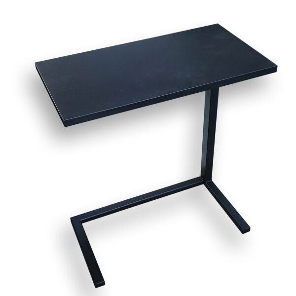 czarny stolik pomocniczy na jednej nodze pod laptopa Arko
